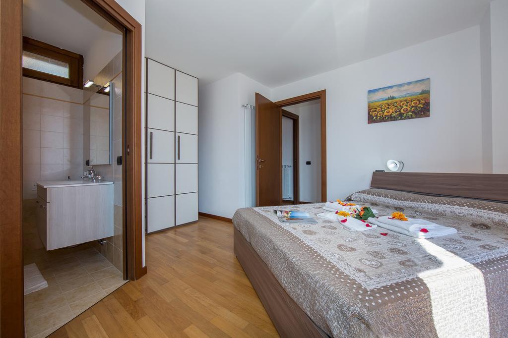 Residence Borgo La Sorgente กราเวโดนา ภายนอก รูปภาพ