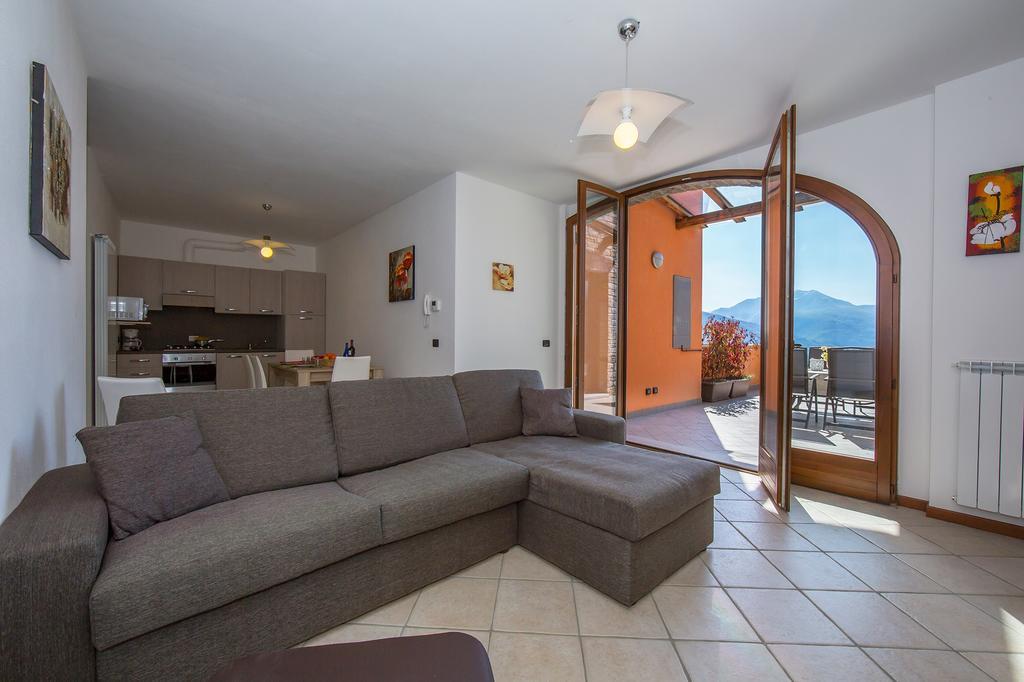 Residence Borgo La Sorgente กราเวโดนา ภายนอก รูปภาพ